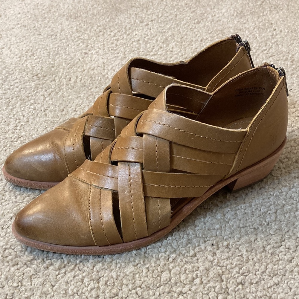 Frye Tan Leather Flats
